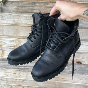 VINCE Black leather ankle combat boot 6.5